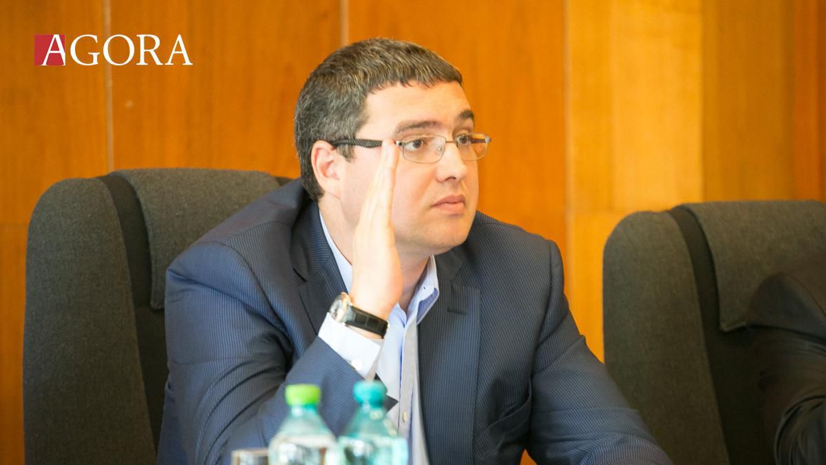 Partidul Nostru: A început ședința de examinare a cererii procurorilor privind arestul lui Usatîi