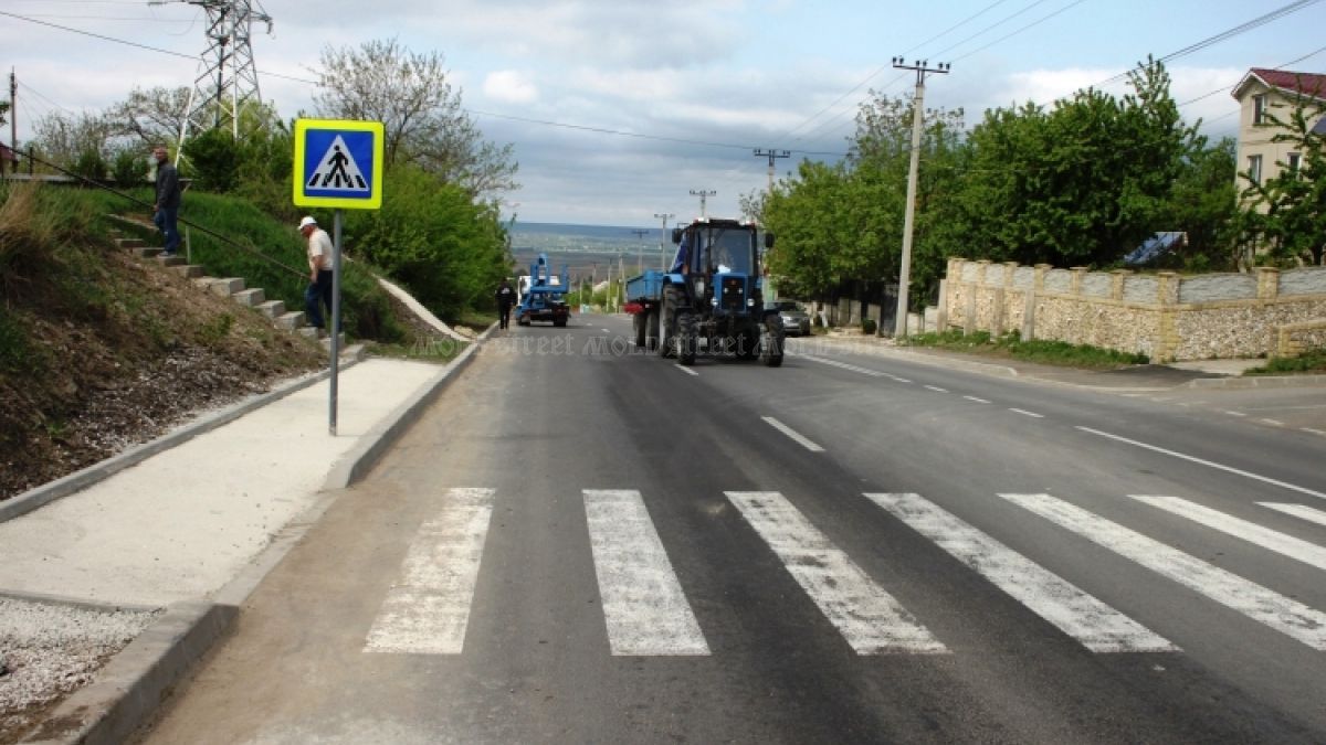 Patru ani pentru a repara 2,6 kilometri de drum: Șoseaua de ocolire a Cahulului a fost dată în exploatare