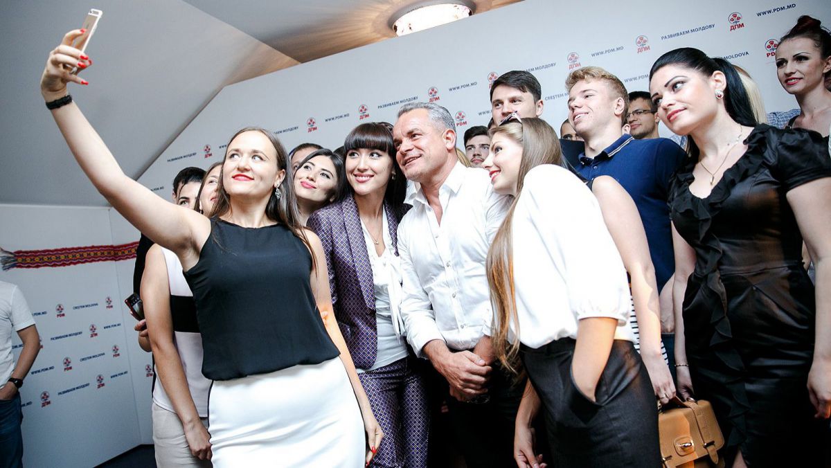 PD a mai contractat o firmă de lobby. Printre foștii săi clienți - guvernul rus și un dictator argentinian