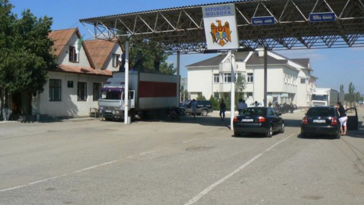 Pentru fluidizarea traficului la Vamă controlul va fi efectuat inclusiv de șefii posturilor vamale și adjuncții acestora
