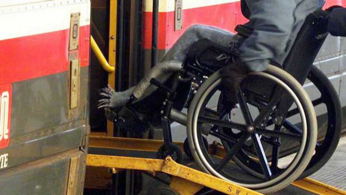 Persoanele cu dizabilități vor avea o compensație comună pentru serviciile de transport