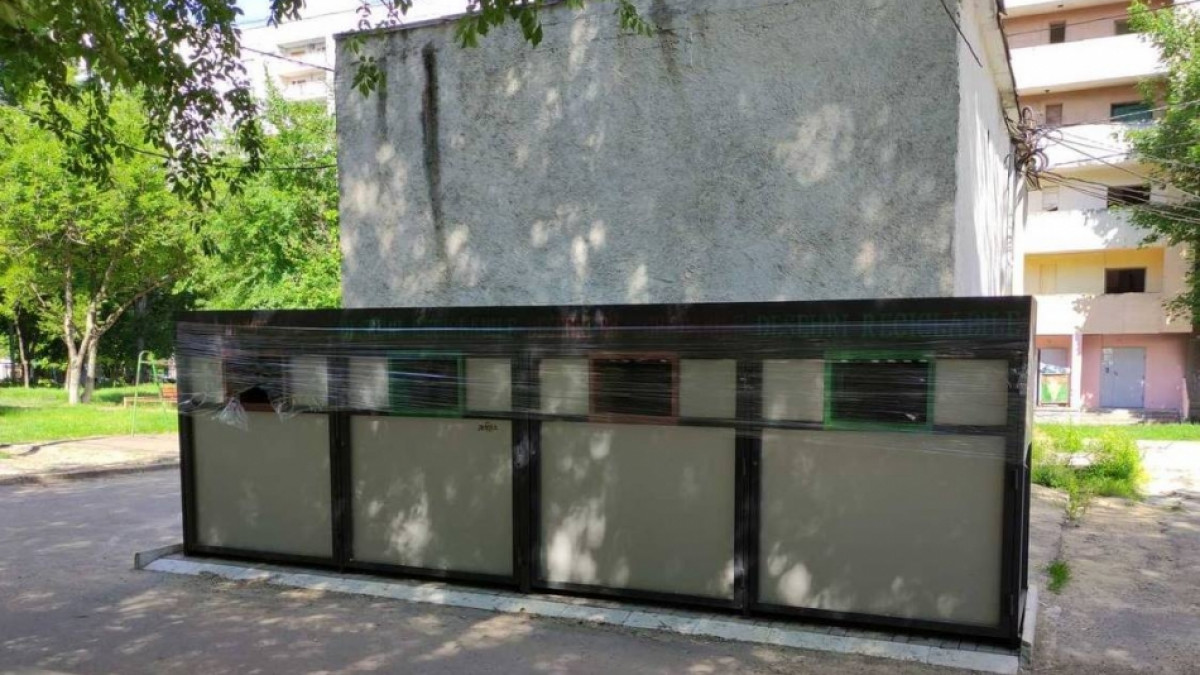 Peste 40 de platforme modulare pentru colectarea deșeurilor menajere vor fi amenajate în capitală
