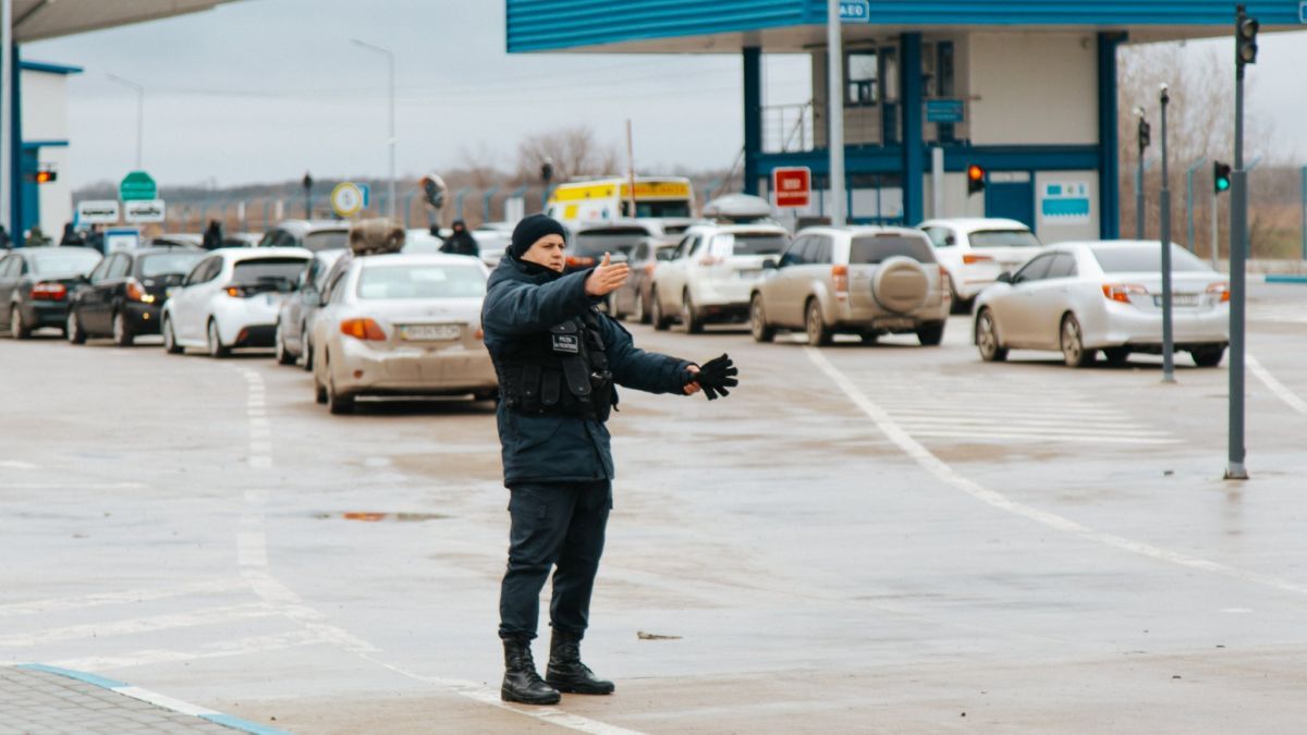 Peste 68% din mașinile care au intrat pe teritoriul Republicii Moldova au numere de înmatriculare din Ucraina (GRAFIC) 