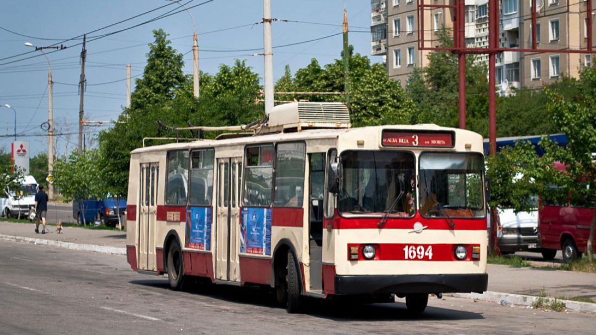 Peste 70 de troleibuze și microbuze vechi din Chișinău și Bălți vor fi înlocuite
