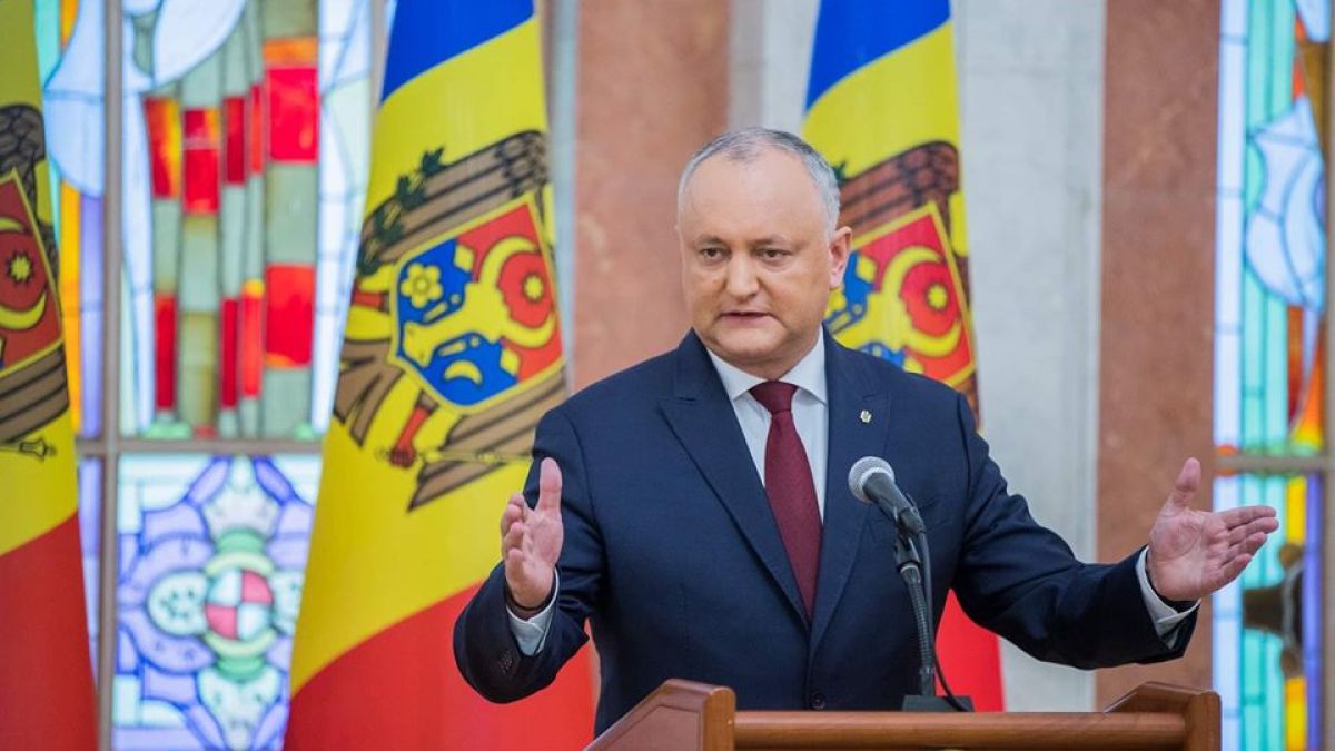 „Peste noapte, Plahotniuc și-a dat seama că Dodon l-a jucat pe degete”. Șeful statului își asumă meritele schimbării puterii din 2019, într-un filmuleț publicat pe Facebook (VIDEO)