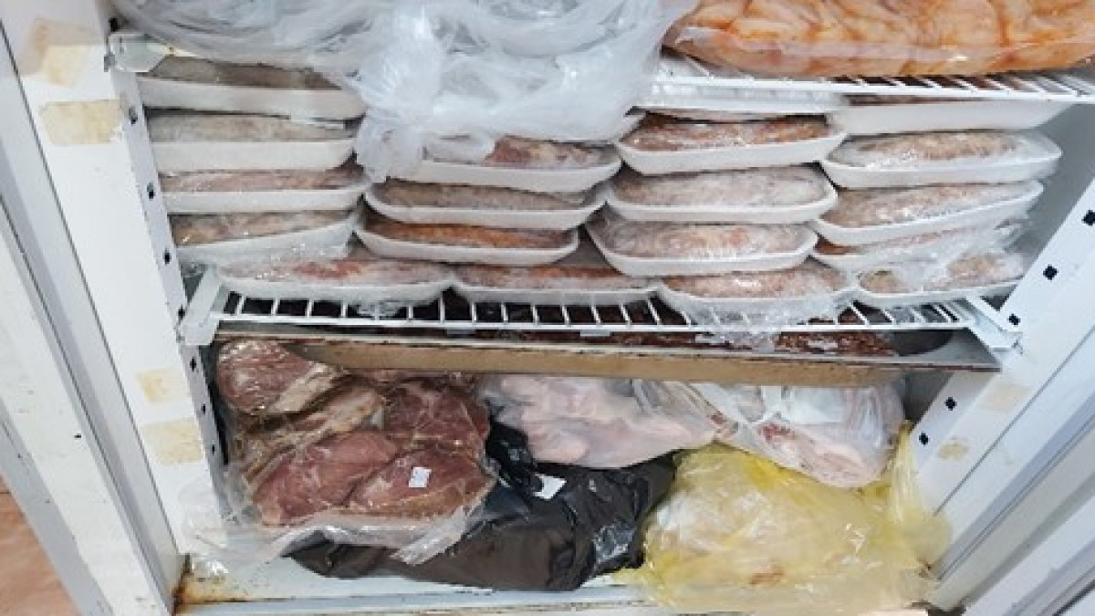 Peste patru tone de produse alimentare, neconforme, scoase din vânzare. Ce încălcări a depistat ANSA