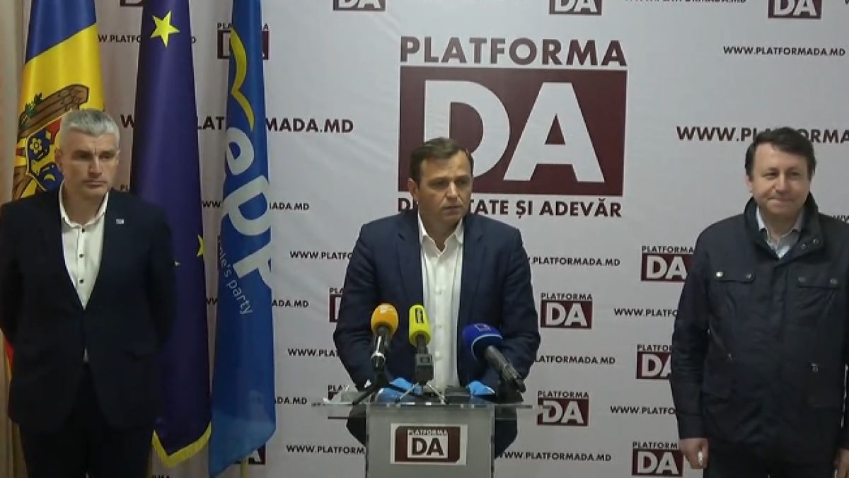 Platforma DA, pregătită pentru formarea unui nou Guvern. Slusari: Aproape am finalizat proiectul moțiunii de cenzură