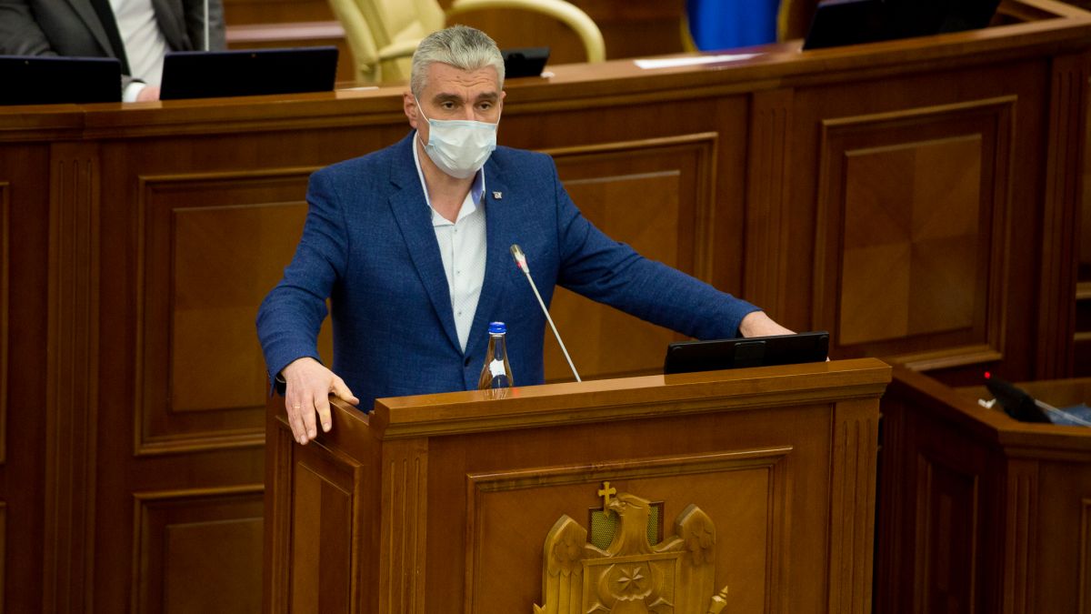 Platforma DA cere audierea urgentă a ANRE și a Consiliului Concurenței pe subiectul scumpirii carburanților