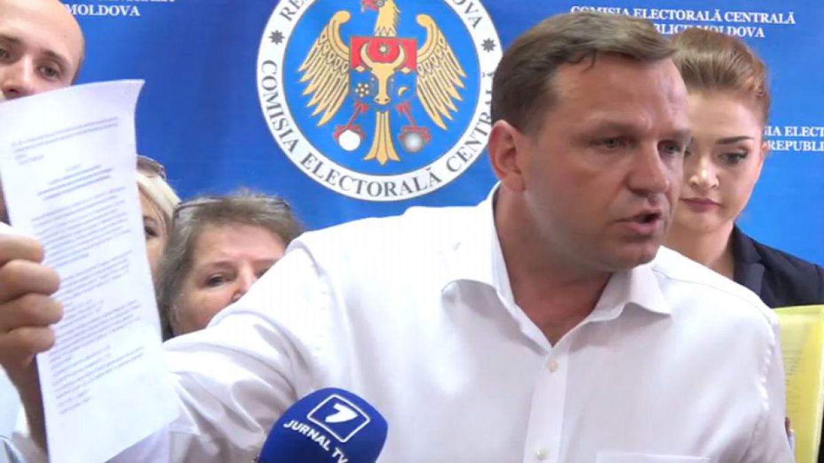 Platforma DA cheamă CEC în judecată din cauza modului de verificare a semnăturilor colectate de Marian Lupu