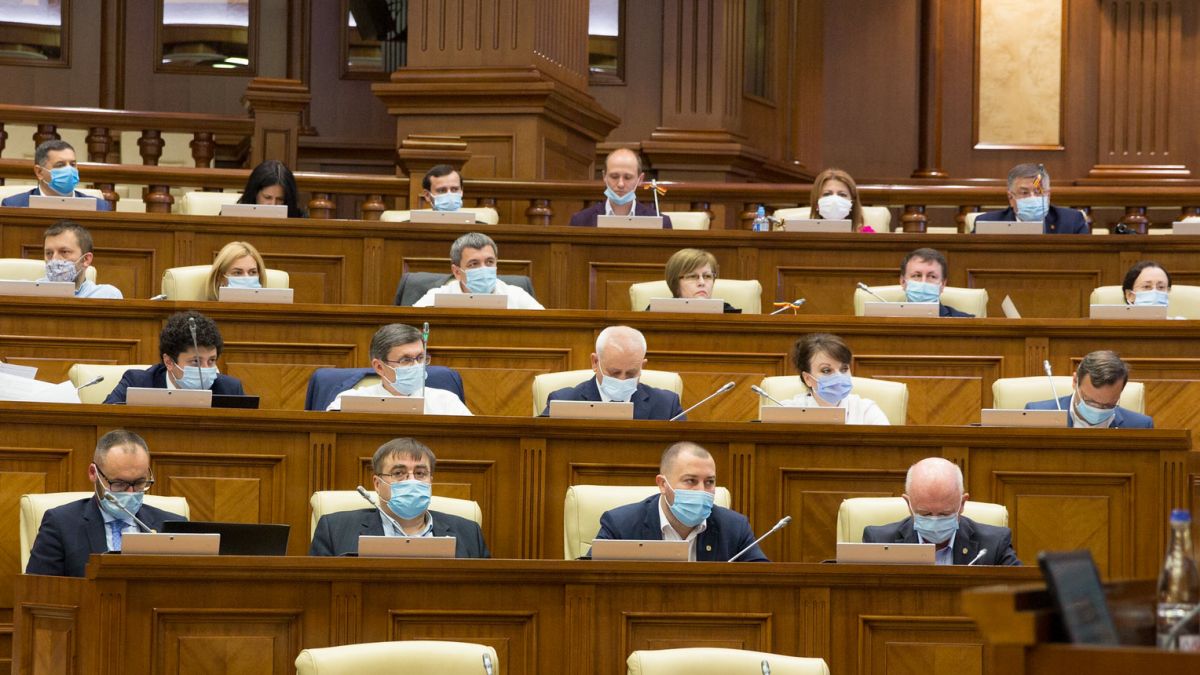 Platforma DA va cere anularea votului din prima lectură pentru legile bugetului. Ce amendamente au pregătit deputații