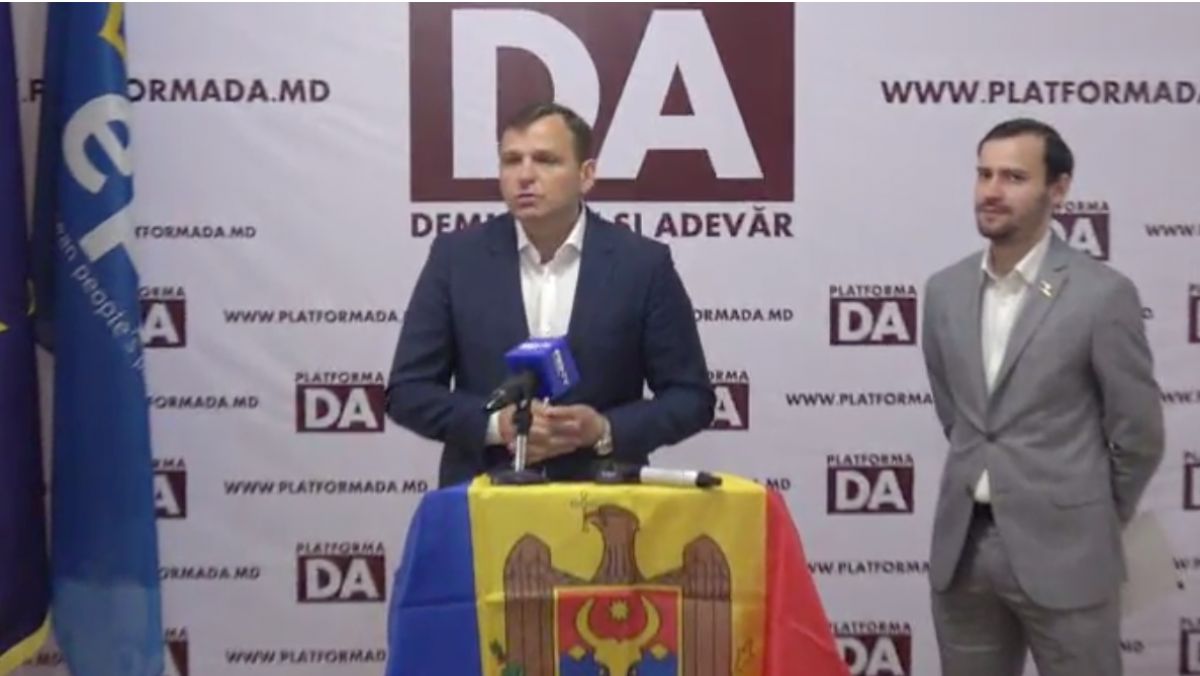 Platforma Demnitate și Adevăr a contestat la Curtea Constituțională acordul de împrumut de la Federația Rusă