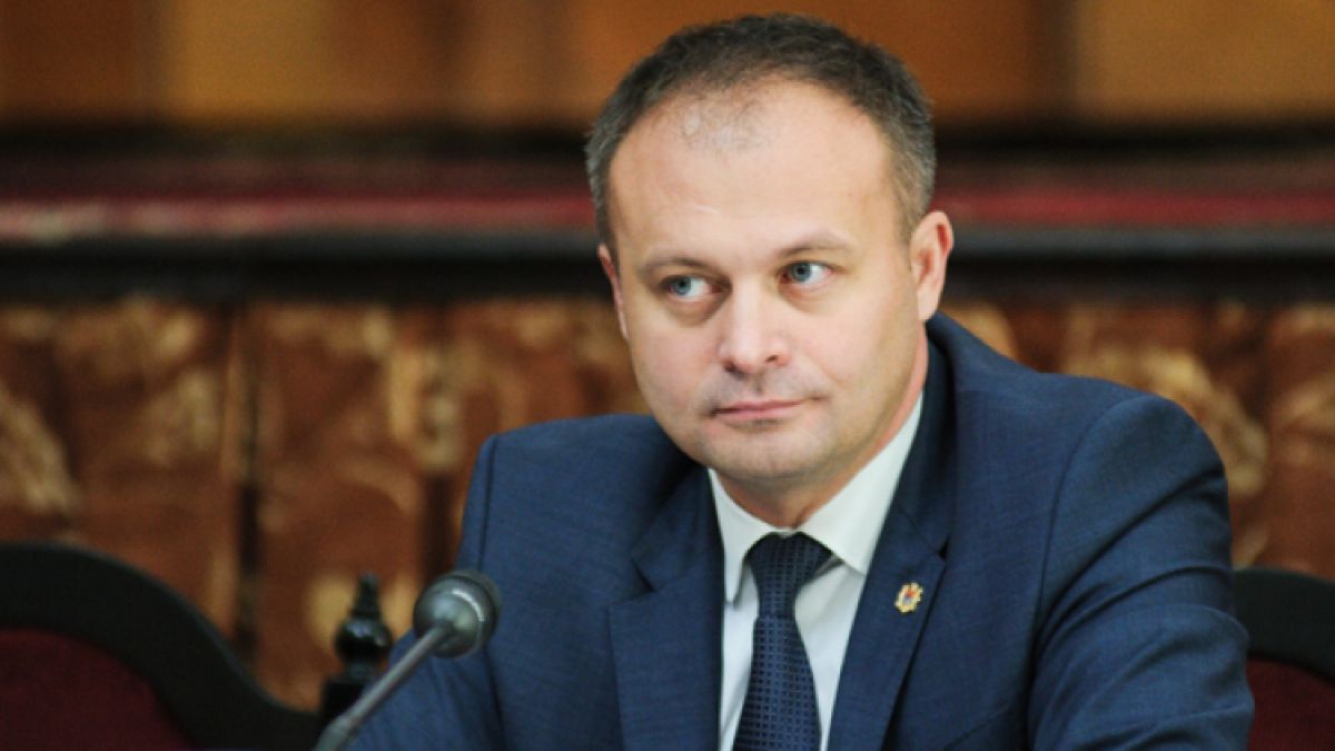 Plecat de la șefia PRO Moldova, Andrian Candu se retrage în consultanță: „Nu am schimbat nimic, poate doar scara, dar și aceasta este o chestiune de timp„