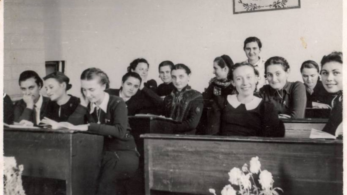 PORȚIA de istorie: Cum și când a ajuns BAC-ul pe meleagurile noastre și cine au fost eminenții basarabeni ai celor „șapte clase românești”