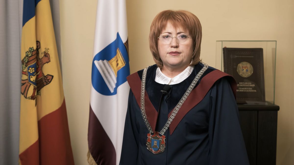 Președinta Curții Constituționale îndeamnă politicienii să fie prudenți în declarații. „Nu atrageți Curtea în luptele politice”