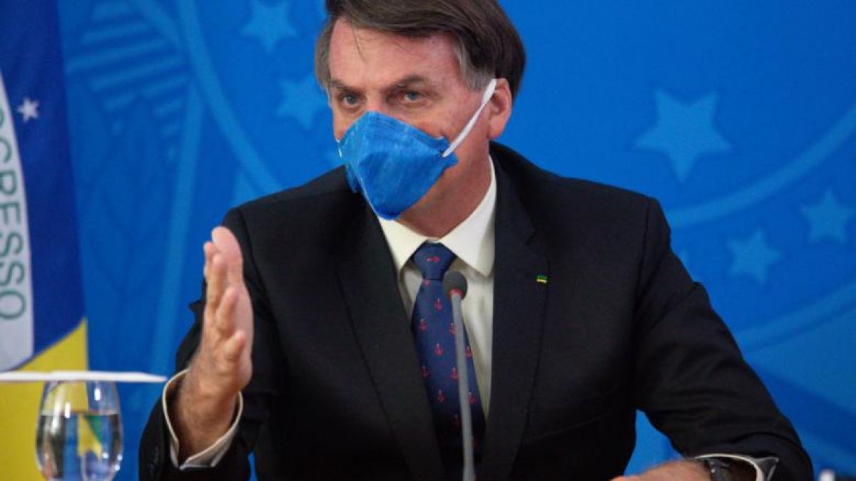 Președintele Braziliei a amenințat cu bătaia un jurnalist, după ce i-a fost adresată o întrebare legată de soția sa
