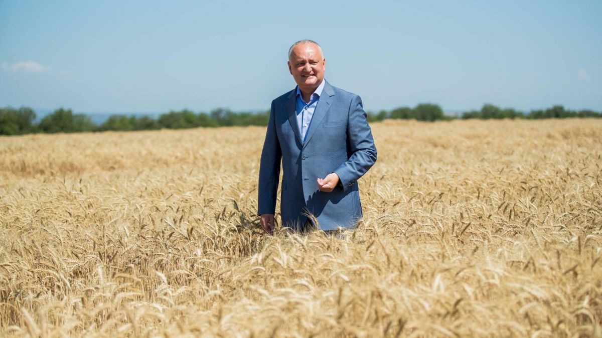 Președintele, către agricultori: „Voi trebuie să spuneți mulțumesc că avem acest Guvern” (FOCUS)