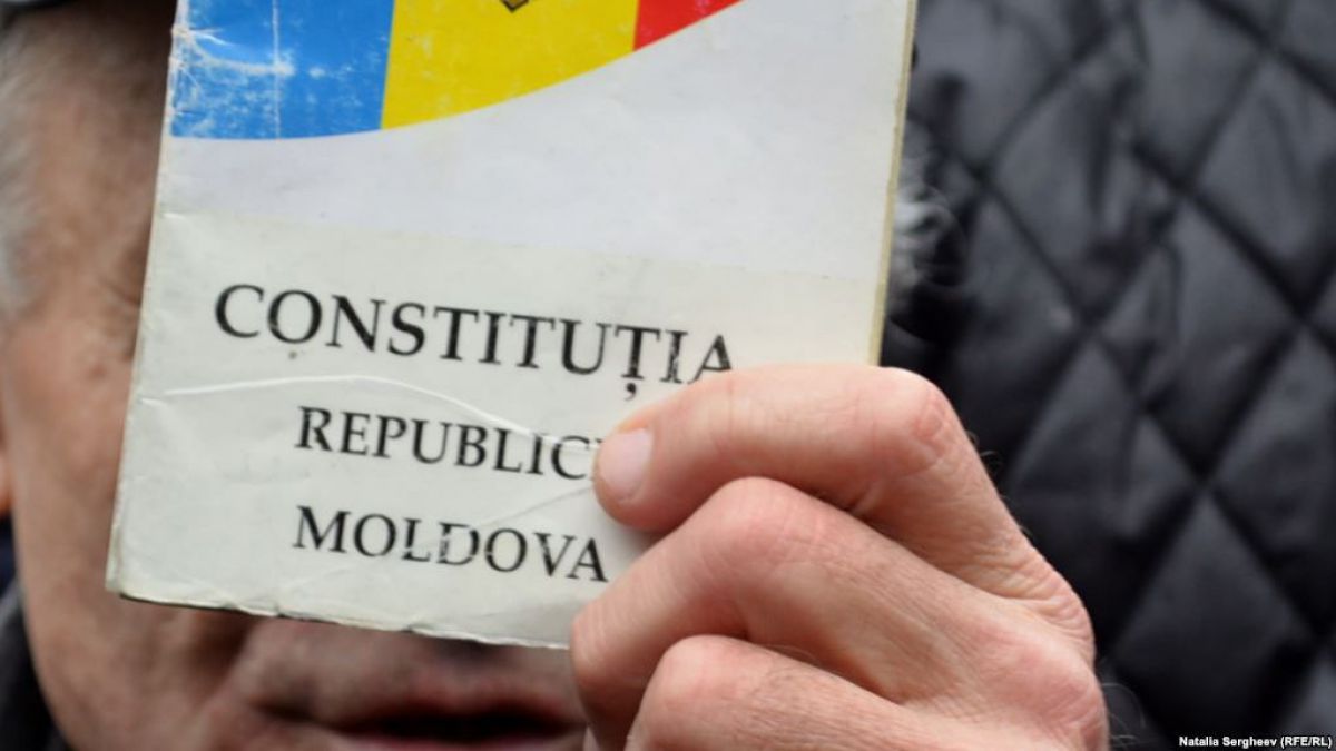Președintele Parlamentului dă verdictul: În 2018 nu vom introduce limba română în Constituție