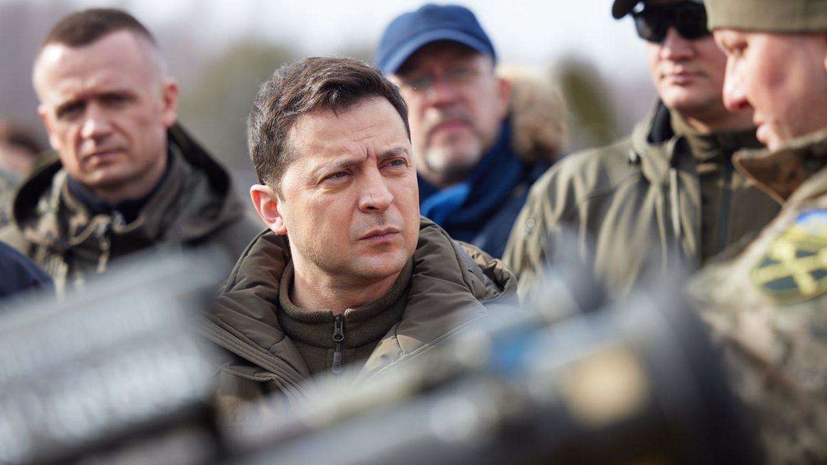 Președintele Ucrainei a convocat de urgență Consiliul pentru Securitate Națională. Șeful diplomației de la Kiev face apel la calm