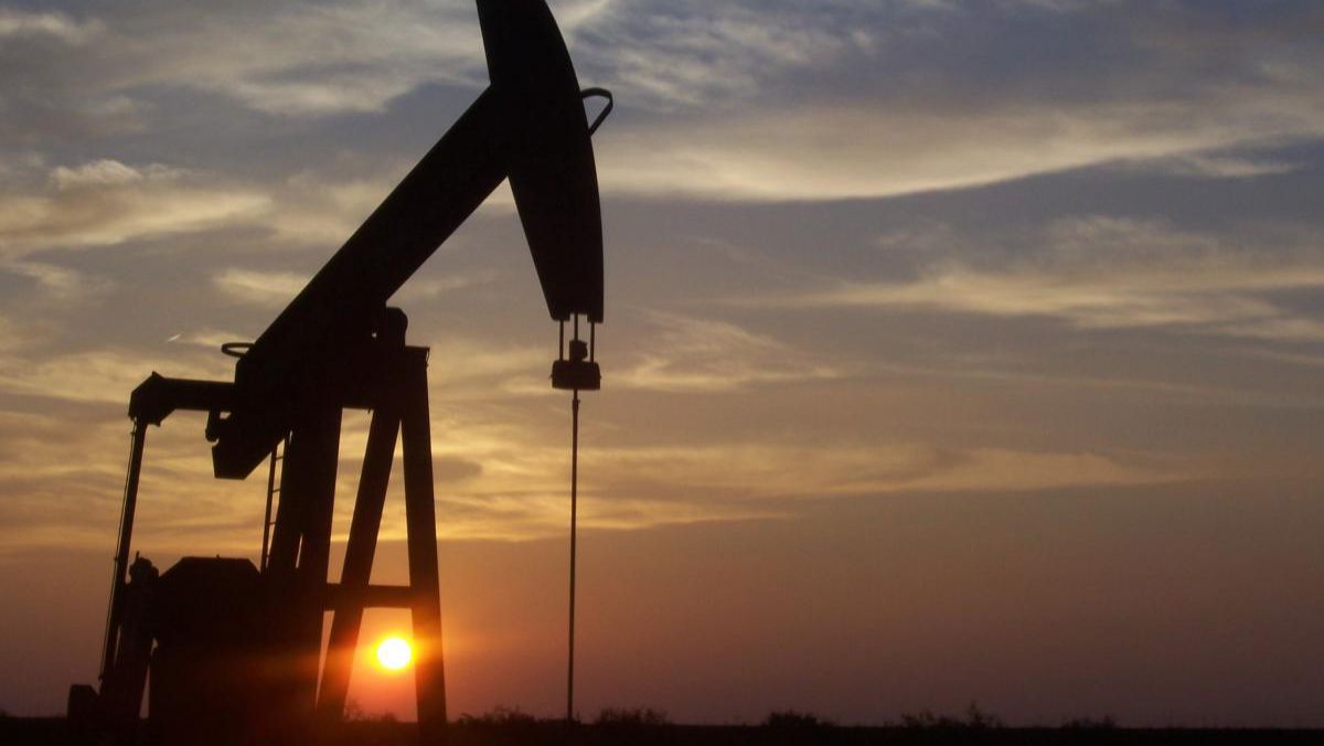 Preţurile petrolului cresc pentru prima oară în 8 zile
