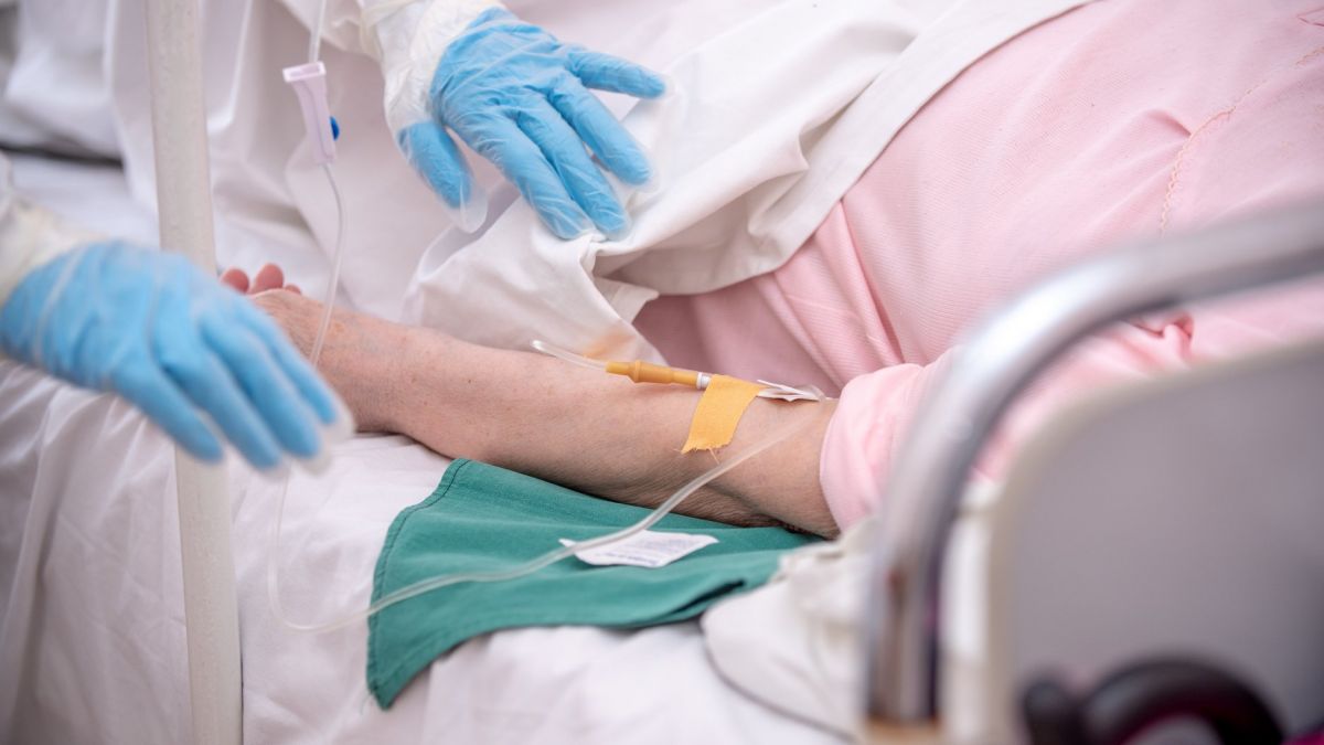 Prima persoană infectată cu COVID-19 în R. Moldova: Încă nu mă simt prea bine, mai am niște dureri, medicul mi-a prescris antibiotice
