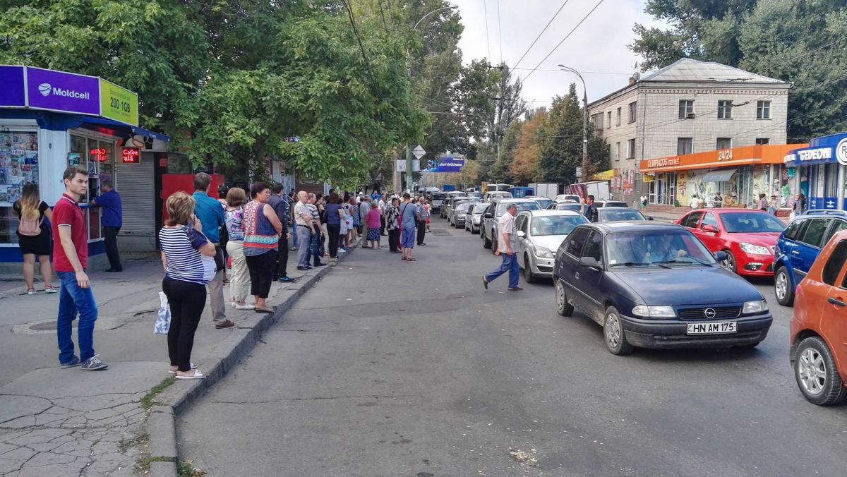 Primăria a anunțat despre închiderea străzii Ștefan cel Mare deja după ce a închis-o