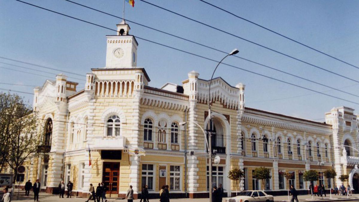 Primăria Chișinău a sesizat Procuratura Anticorupție pe cazul preluării unui teren din proprietatea municipală