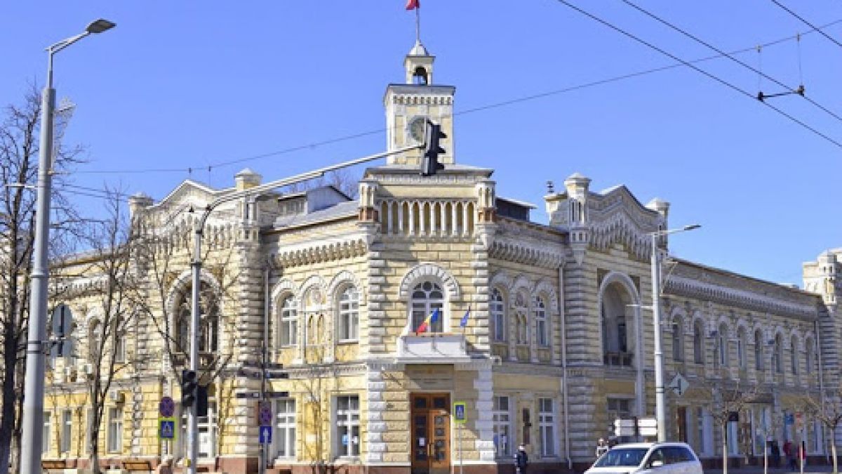 Primăria Chișinău va activa conform unui program special. Accesul va fi restricționat timp de câteva zile 