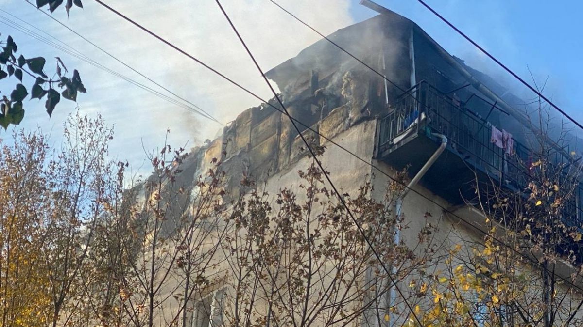 Primăria va aloca patru milioane de lei pentru a despăgubi victimele incendiului de la Buiucani și a repara acoperișul blocului (DOC)