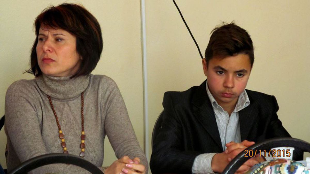 Problema gunoiului din Viișoara, rezolvată de elevi