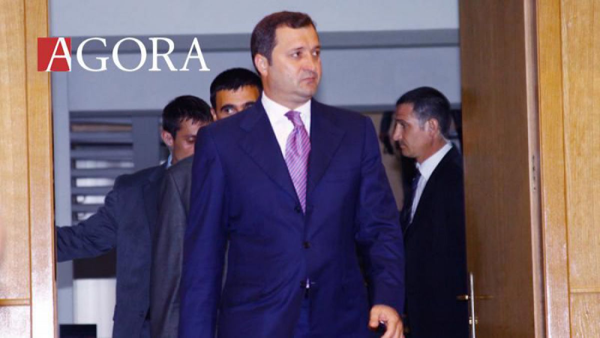 Procurorii i-au interzis lui Filat să organizeze o conferință de presă la scurt timp după ce a fost reținut
