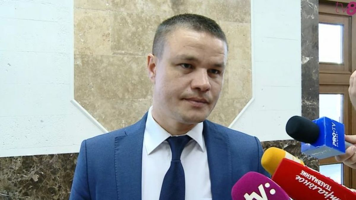 Procurorul general interimar, Dumitru Robu, a primit pază de stat
