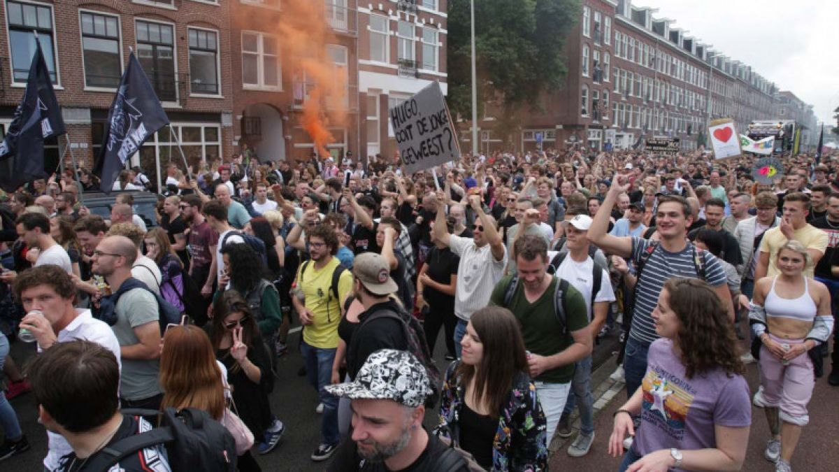 Proteste în Olanda, Austria şi Turcia: Oamenii manifestă împotriva restricțiilor sanitare în pandemie