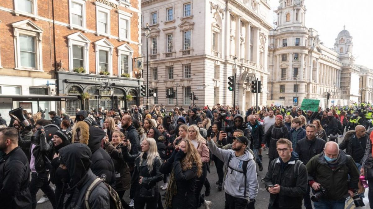 Proteste la nivel mondial față de vaccinarea obligatorie. În Europa, SUA și Australia au ieșit în stradă zeci de mii de oameni (VIDEO)