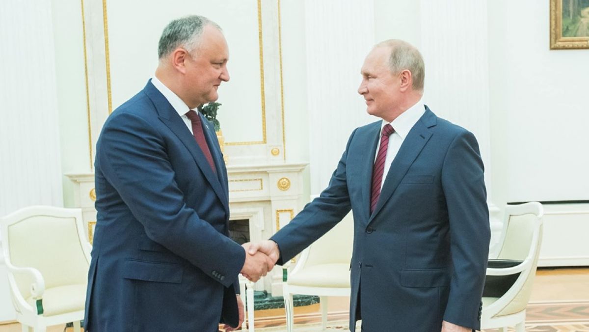 Putin anunță un ajutor umanitar în valoare de 500 de milioane de ruble pentru agricultorii moldoveni