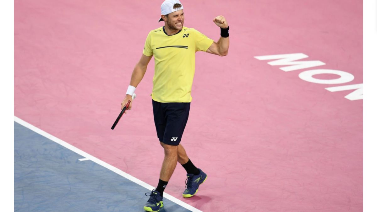 Radu Albot se califică în semifinalele turneului ATP din Singapore. Tenismenul a învins favoritul competiției
