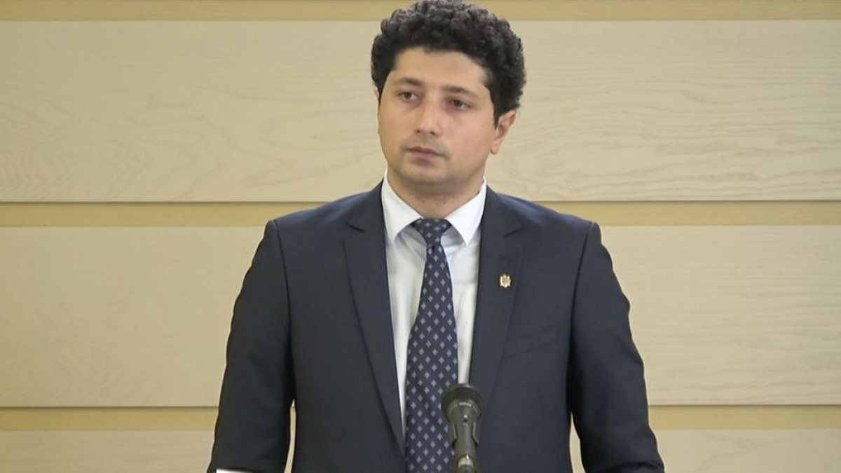 Radu Marian, despre prețul la ulei: După calculele noastre, nu ar trebui să fie mai mare de 35 de lei