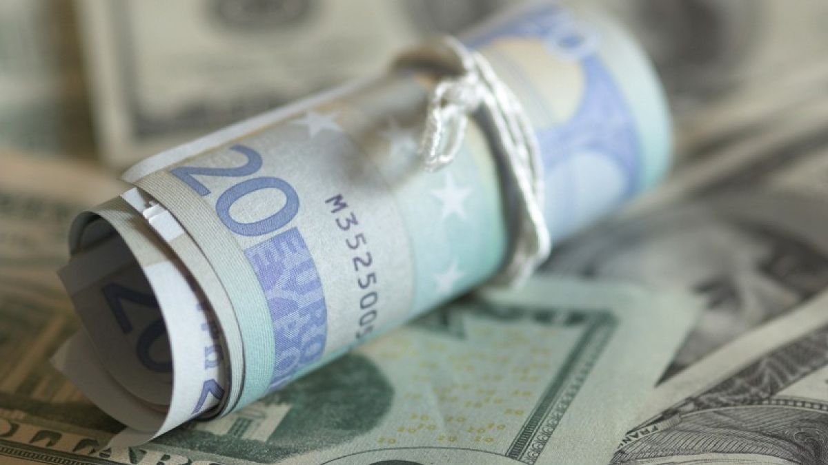 Record absolut de remitențe. Moldovenii au transmis acasă 513 milioane de dolari de la începutul anului