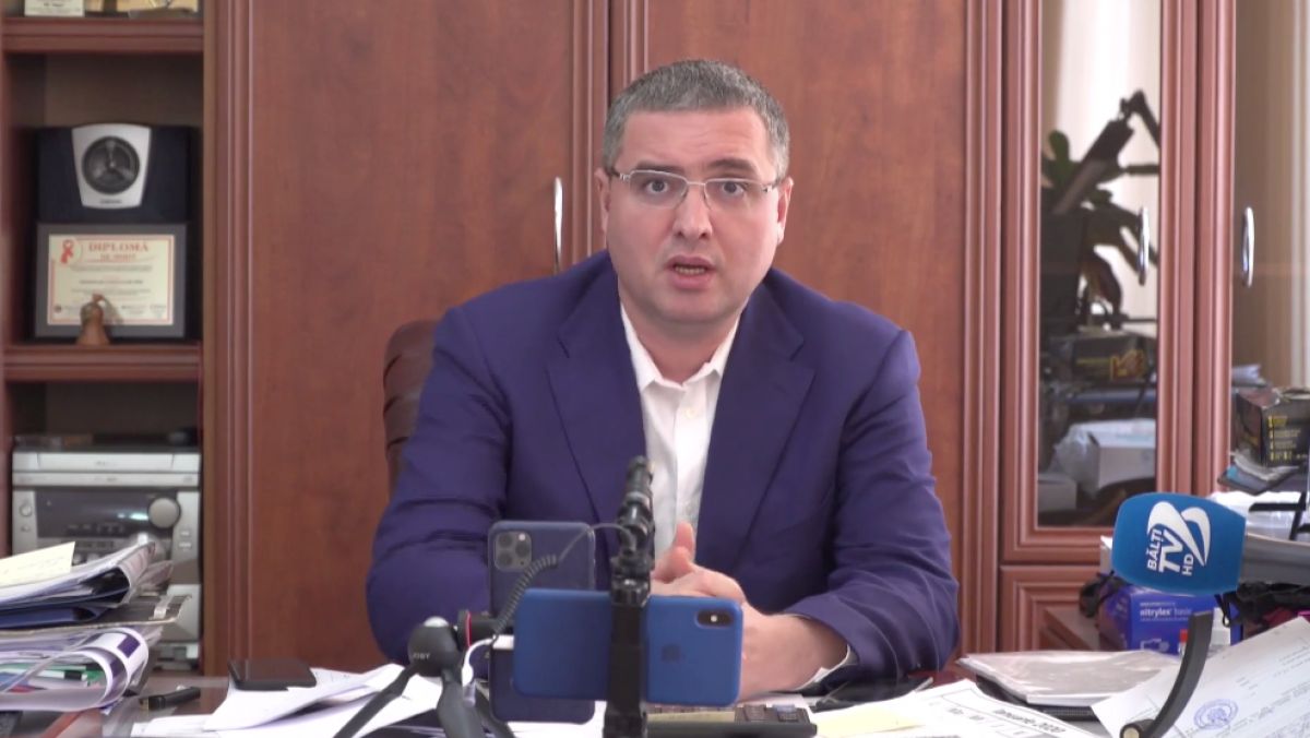 Și Renato Usatîi spune că patru judecători ai CC ar fi filați de CNA. Instituția neagă orice implicare