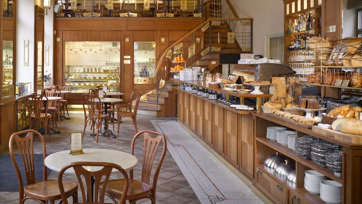 Restaurantele, hotelele și cafenelele s-ar putea redeschide pe 1 iunie, declară Chicu