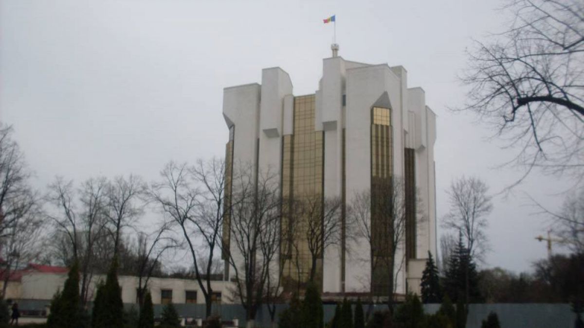 Reuters: Moldova riscă să se apropie de Rusia, avertizează un candidat pro-european