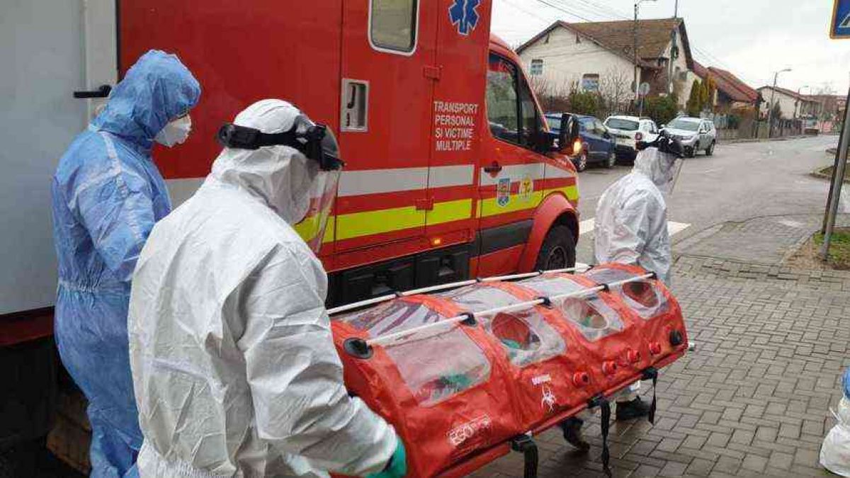 România înregistrează antirecord COVID-19: Peste 3.000 de cazuri noi de infectare, confirmate în ultimele 24 de ore