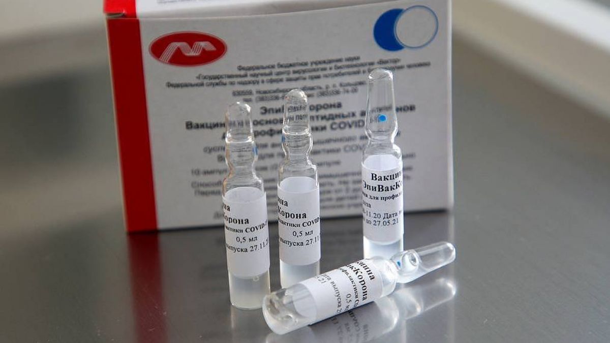 Rusia a autorizat cel de-al cincilea vaccin al său - EpiVacCorona-N