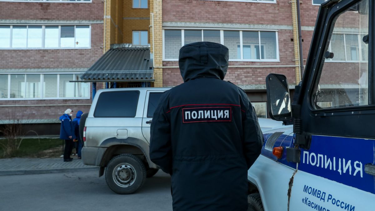 Rusia: Un bărbat aflat în carantină și-a omorât vecinii pentru că făceau gălăgie