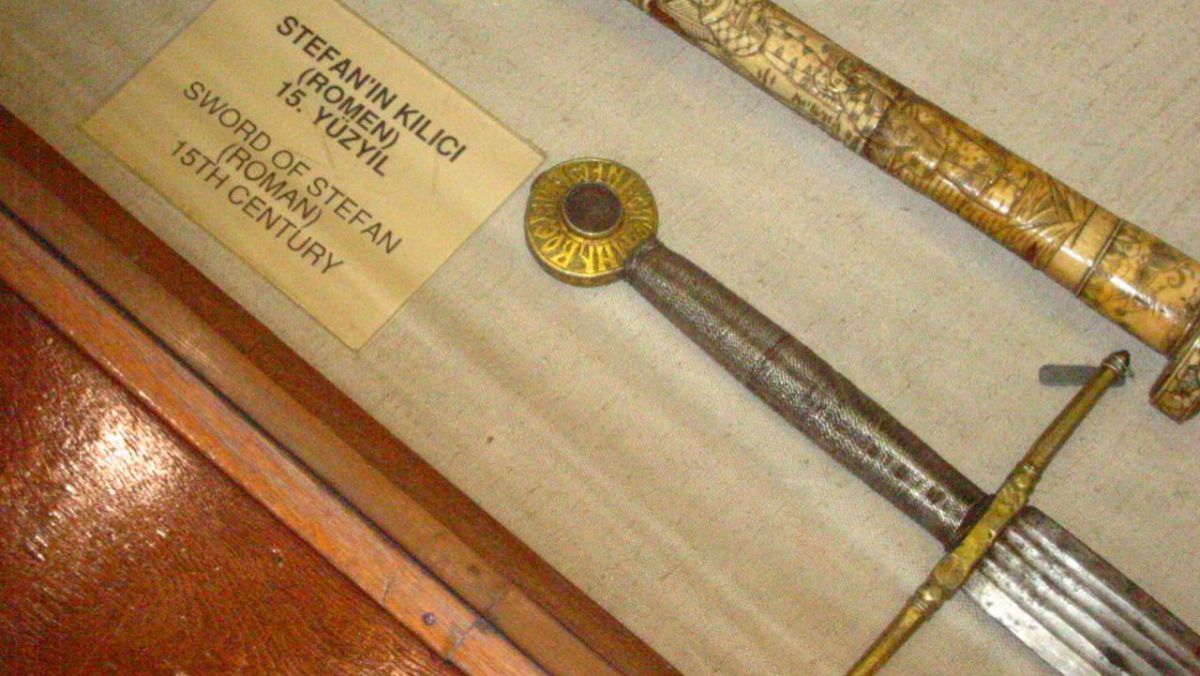 Sabia lui Ștefan cel Mare poate fi văzută acum la Muzeul de Istorie al Bucovinei