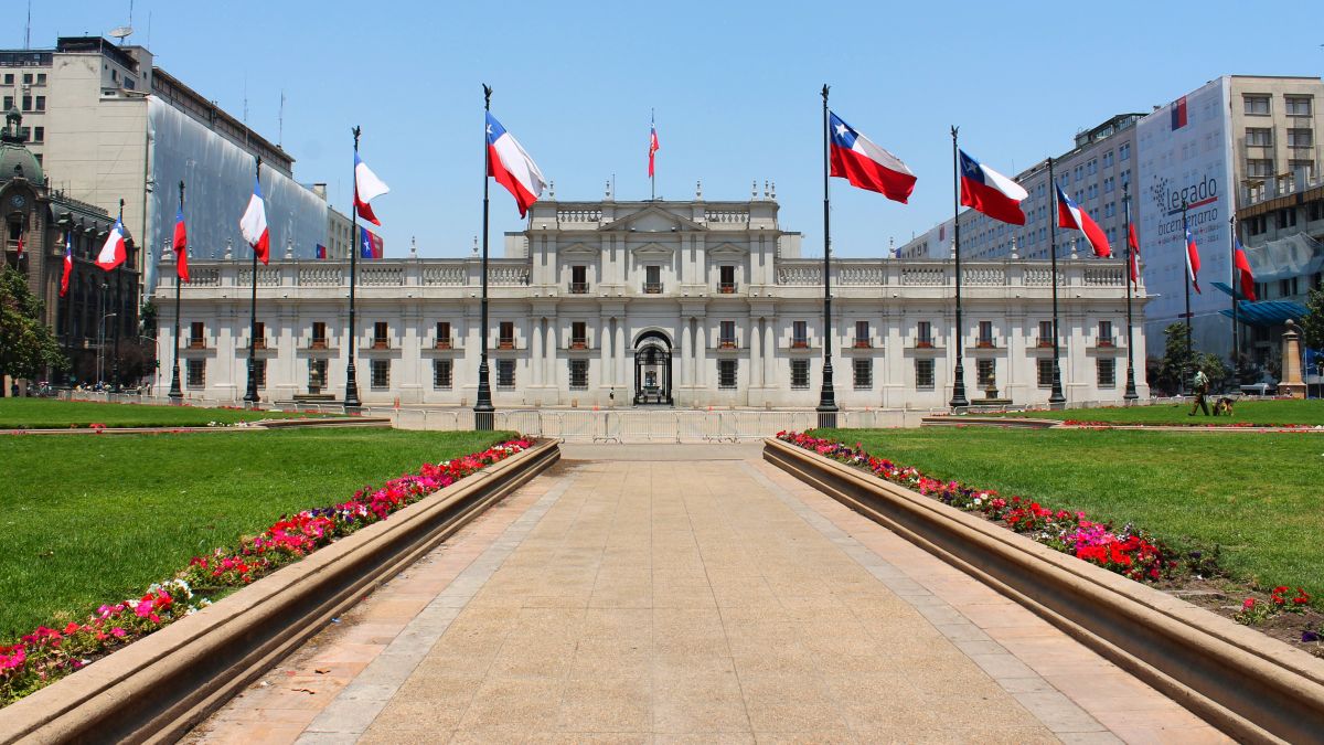 Salariile preşedintelui, miniştrilor şi ale parlamentarilor din Chile au fost reduse în contextul epidemiei noului coronavirus