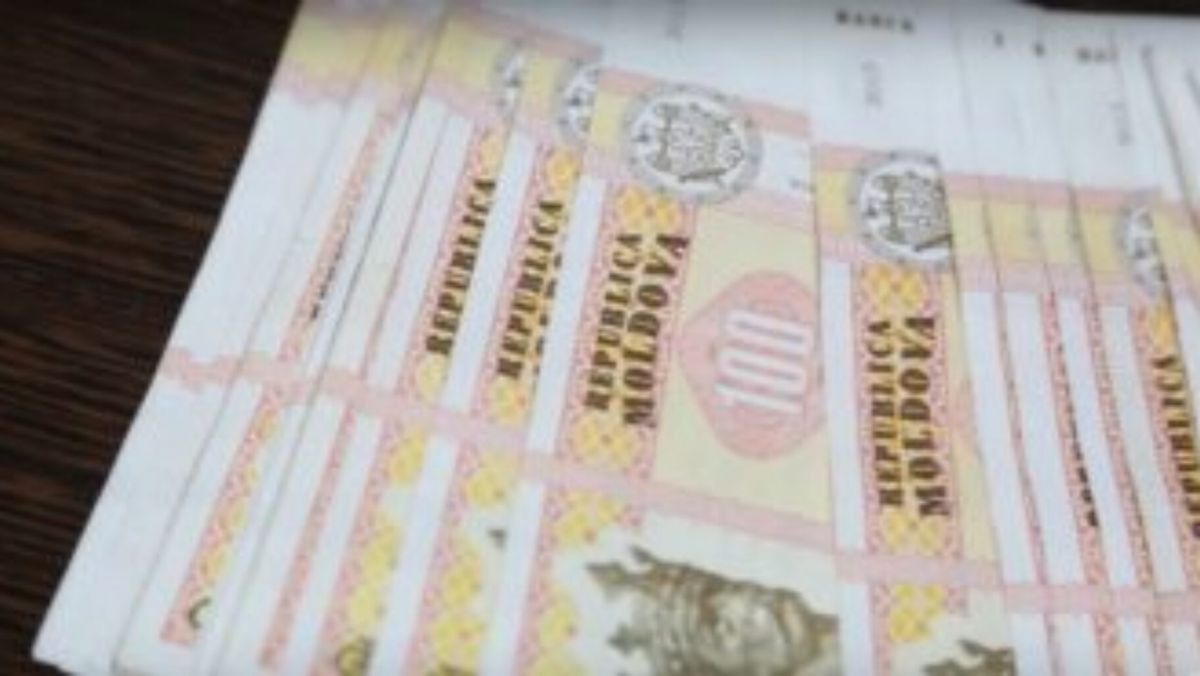 Salariul mediu a crescut cu 10% în 2020. Care sunt sectoarele cu cele mai mari salarii