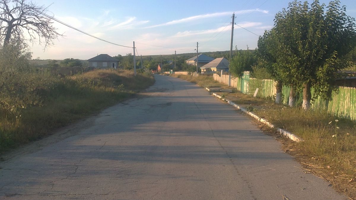 Sătenii din Leușeni rămân fără asistență medicală primară. Deputat: „Îndemn autoritățile să urgenteze, totuși, Arena Chișinău”