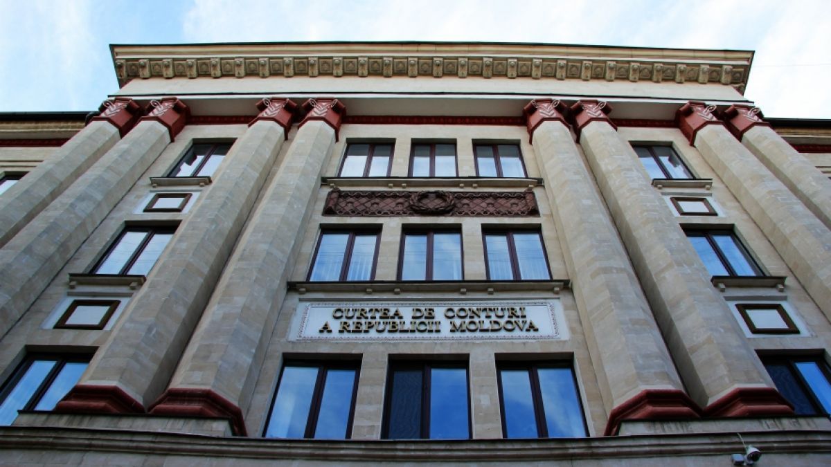 Securitatea informațională a Curții de Conturi în momentul atacului cibernetic, asigurată de o companie ce aparține consilierului socialist Chirtoca