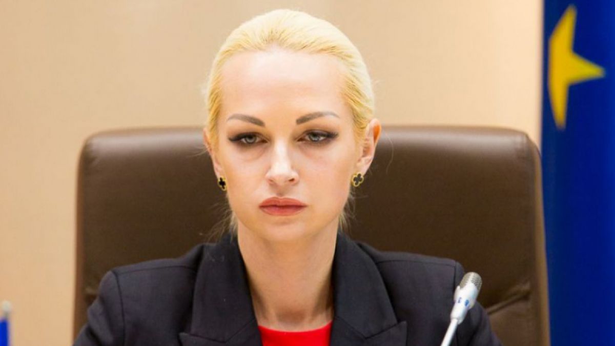 Ședința de judecată în care urmează să se decidă dacă Marina Tauber va ieși din cursa electorală se amână pentru mâine. Tauber atacă decizia CEC la Curtea de Apel (UPDATE)