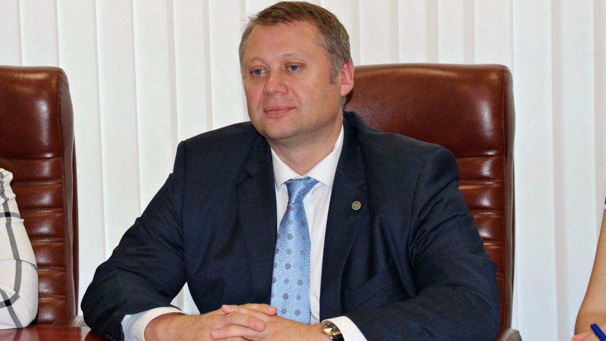 Șeful de la Economie, către bandiți: „Anii 90 s-au terminat. Sunteți cu 25 de ani mai bătrâni și cu 30 de kg mai grei” (FOCUS)